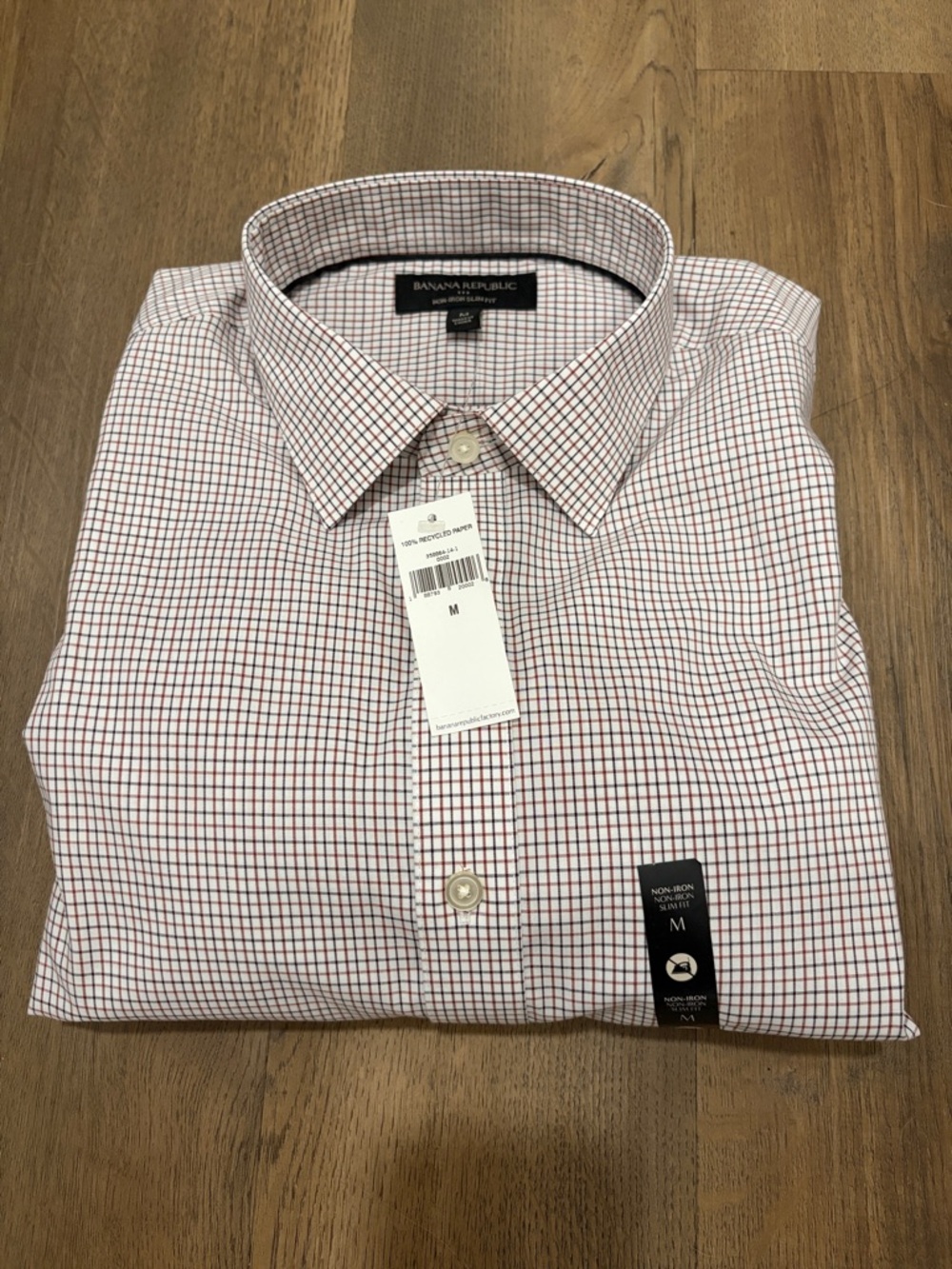Banana Republic Factory Men's Red and White Micro-Check Dress Shirt